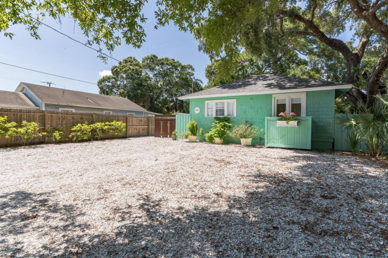 Sarasota, Fl Bungalow - Bright & Breezy Coastal Vibes - 10 Mins To White Sand Beaches Home Екстериор снимка