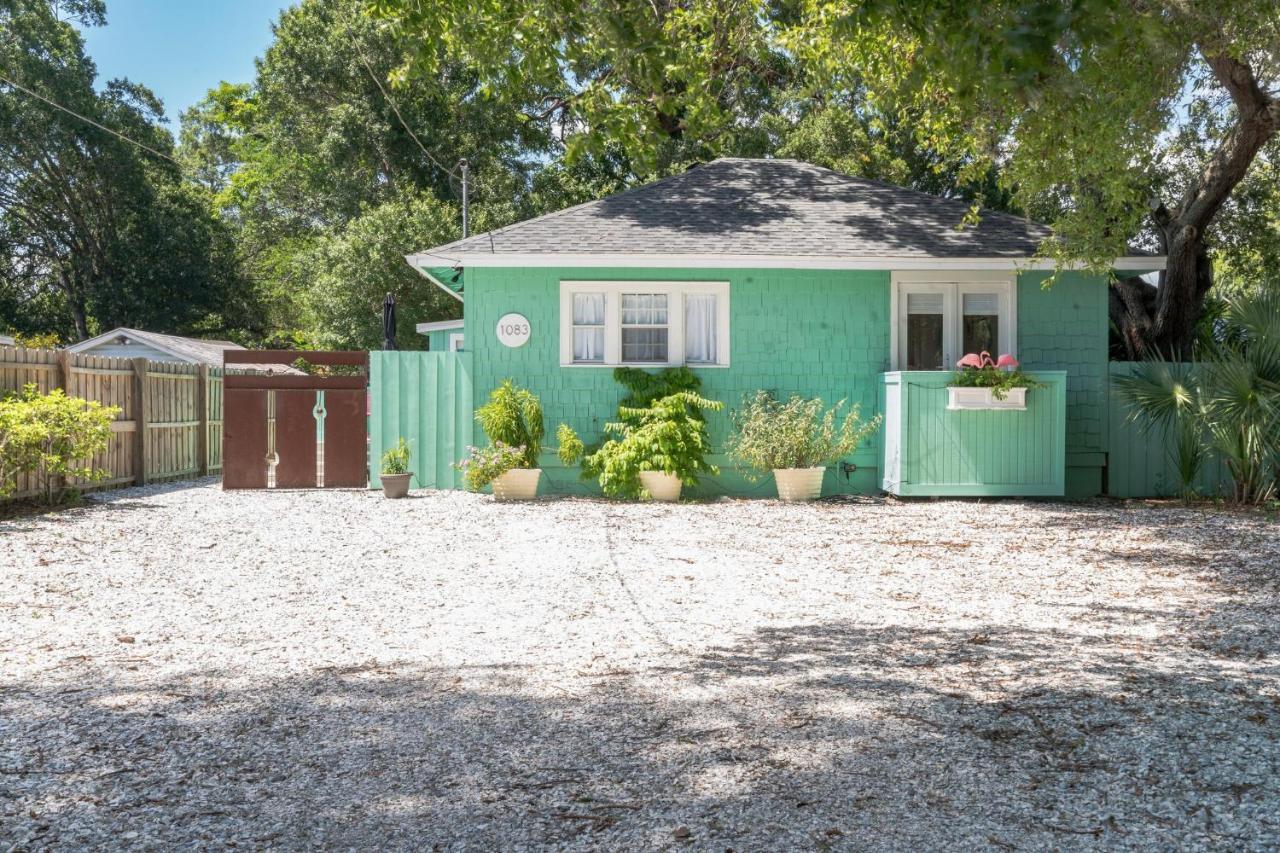 Sarasota, Fl Bungalow - Bright & Breezy Coastal Vibes - 10 Mins To White Sand Beaches Home Екстериор снимка